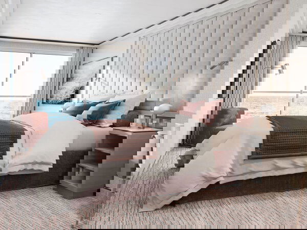 Silver Nova Cabin Image