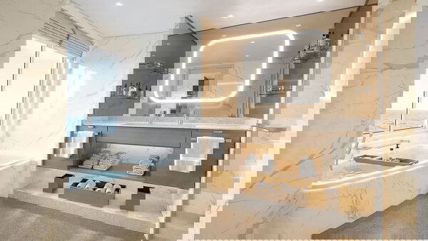 Silver Ray Cabin Image