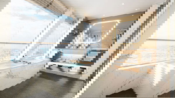 Silver Ray Cabin Image