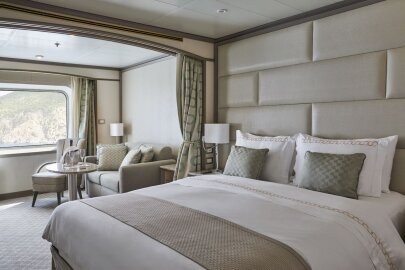 Silver Shadow Vista Suite