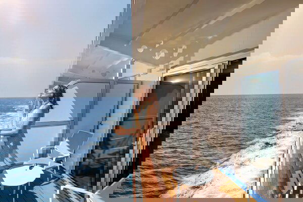 Silver Shadow Cabin Image