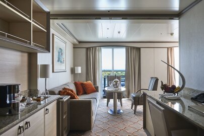 Silver Shadow Silver Suite