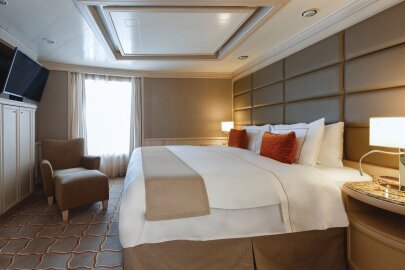 Silver Spirit Royal Suite
