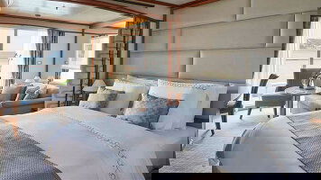 Silver Whisper Classic Veranda Suite