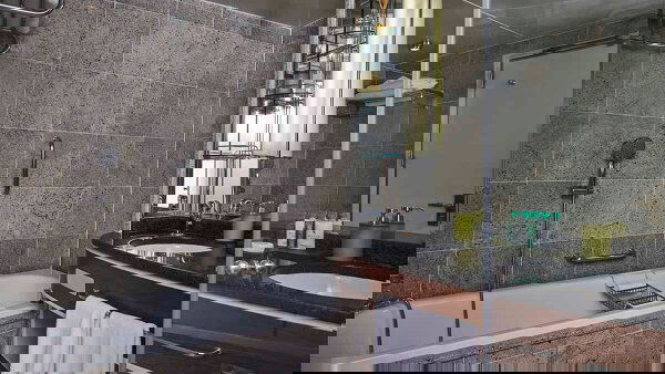 Silver Whisper Cabin Image