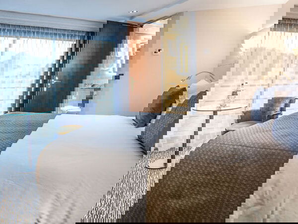 MS Treasures Cabin Image