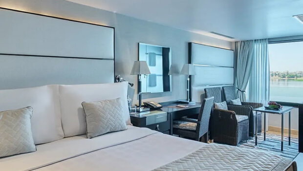 Oberoi Zahra Luxury Cabin