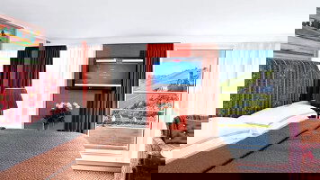 Trafalgar Reverie Suite