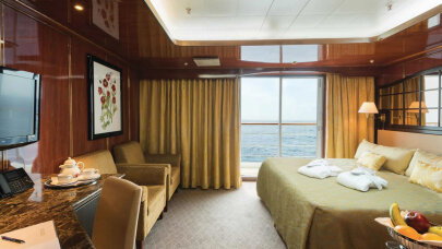 MS Caledonian Sky Deluxe Balcony Suite
