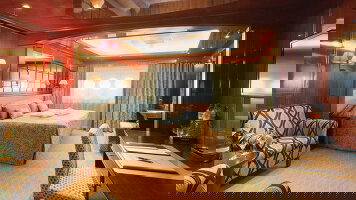 MS Caledonian Sky Standard Suite (Forward)