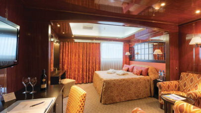 MS Caledonian Sky Superior Suite