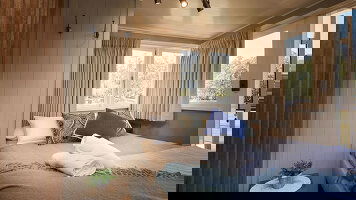 PS Emmylou Queen Suite