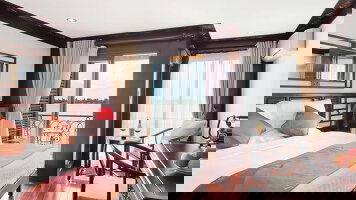 RV Lotus Deluxe Twin Balcony Suite