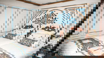 Ganges Voyager II Signature Suite