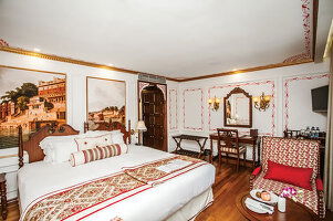 Ganges Voyager II Colonial Suite