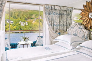 S.S. Antoinette Deluxe Balcony Stateroom
