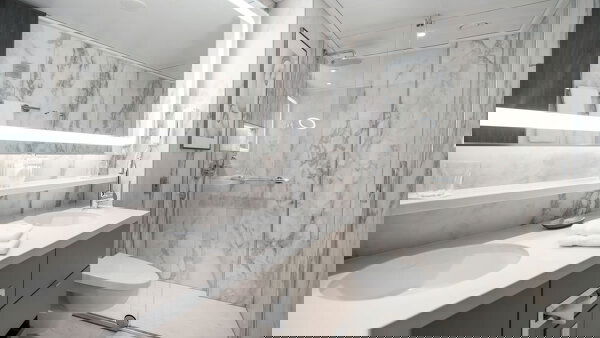 S.S. Elisabeth Cabin Image