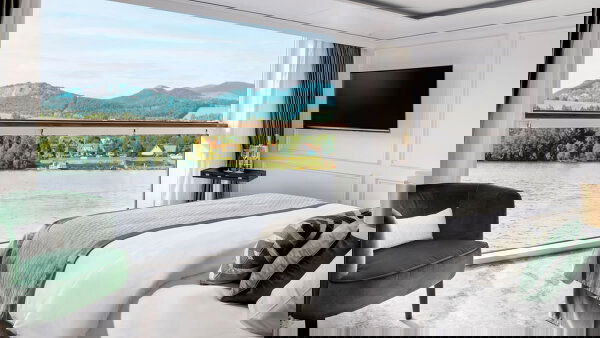 S.S. Elisabeth Cabin Image