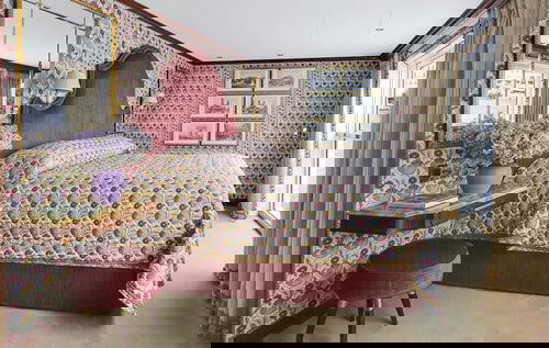 S.S. Joie de Vivre Cabin Image