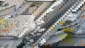 S.S. Joie de Vivre Suite