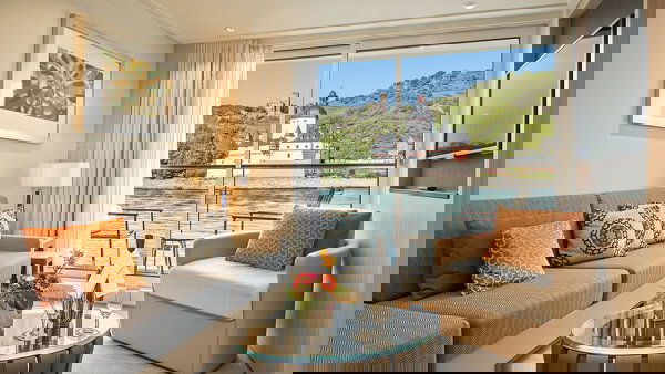 Viking Fjorgyn Cabin Image