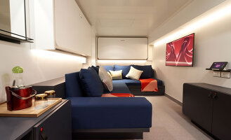 Brilliant Lady Social Insider