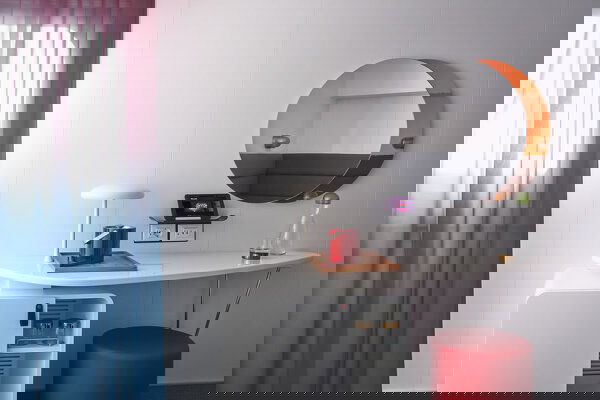 Resilient Lady Cabin Image