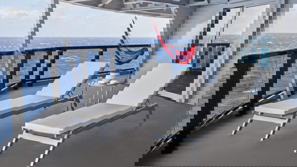 Resilient Lady Cabin Image