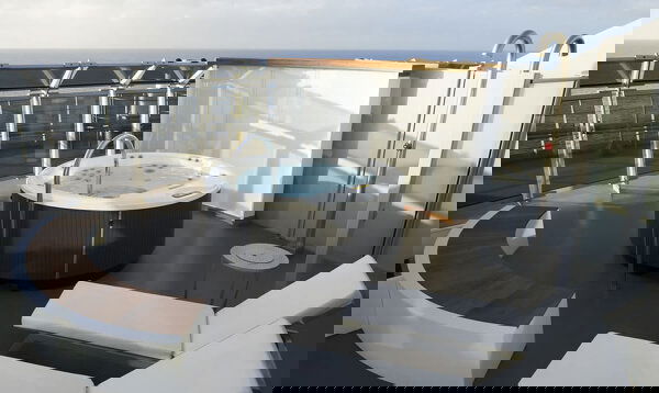 Resilient Lady Cabin Image