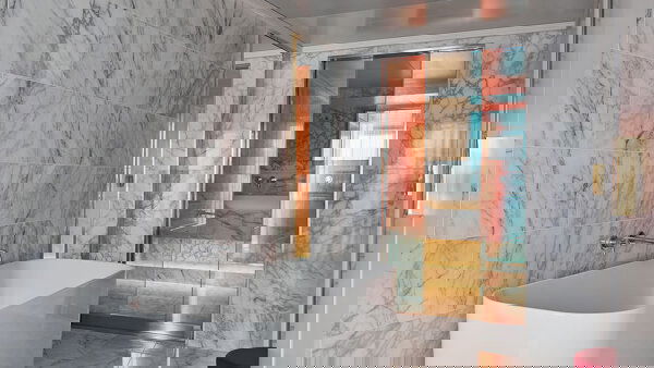 Valiant Lady Cabin Image