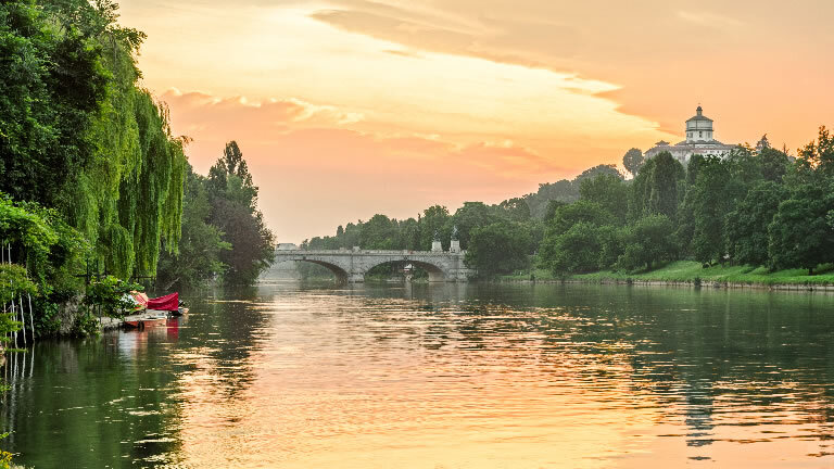 Renaissance Gardens of Italy by Canal Boat & Tuscan Landscapes
