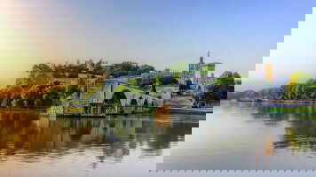 8 Day Essence of Burgundy & Provence (Wine Cruise) (AmaWaterways)