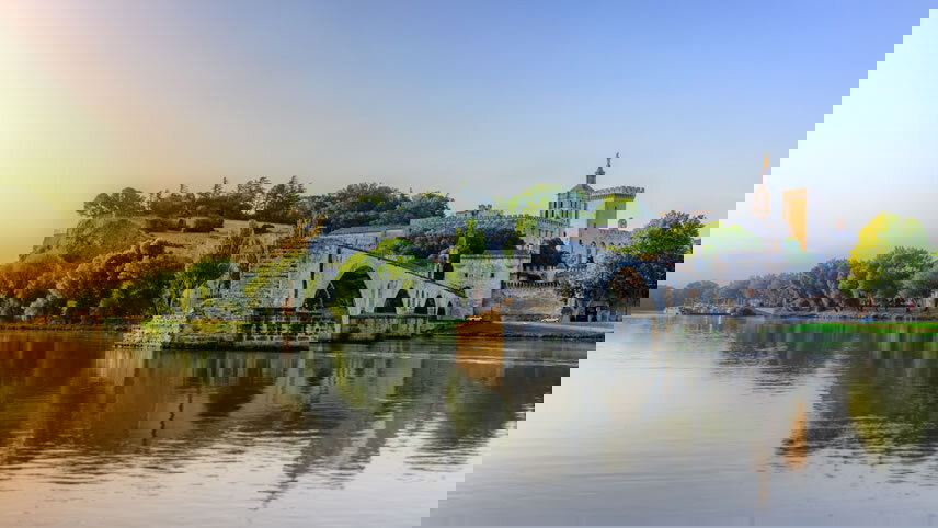 Essence of Burgundy & Provence (Christmas)